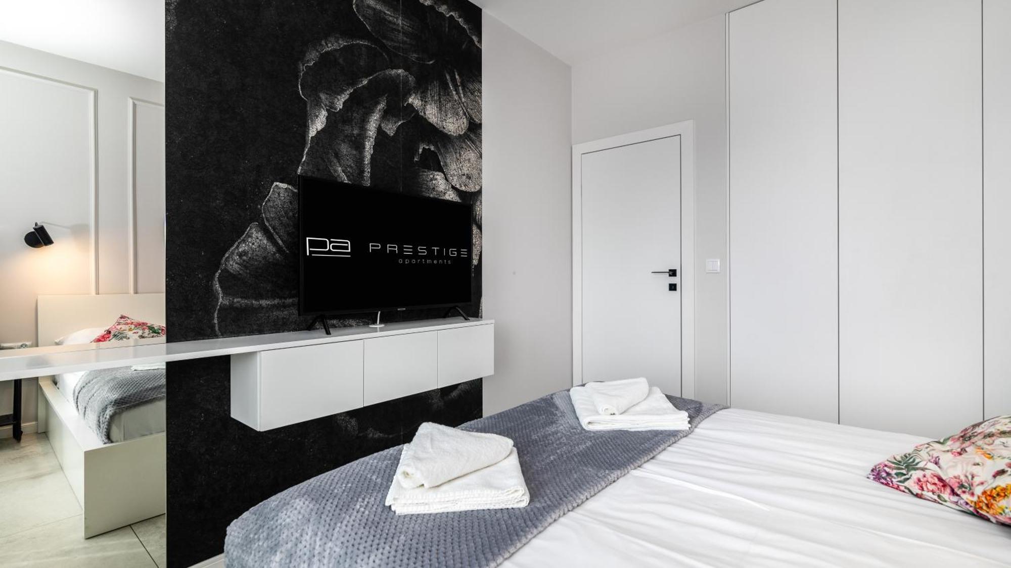 Prestige Apartments - Rajska 8 - Old Town Danzica Esterno foto